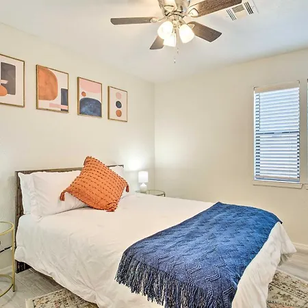 Updated Norman Getaway With Porch And Fire Pit!